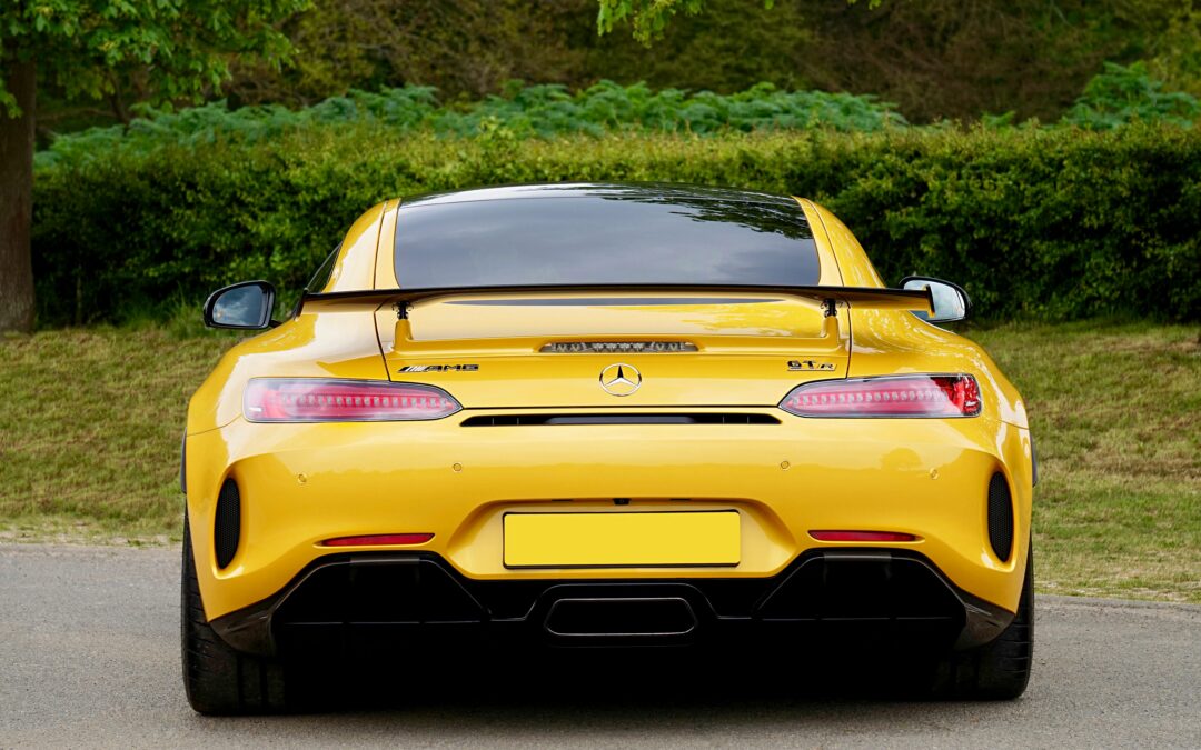 Car dealers flash hazard warning